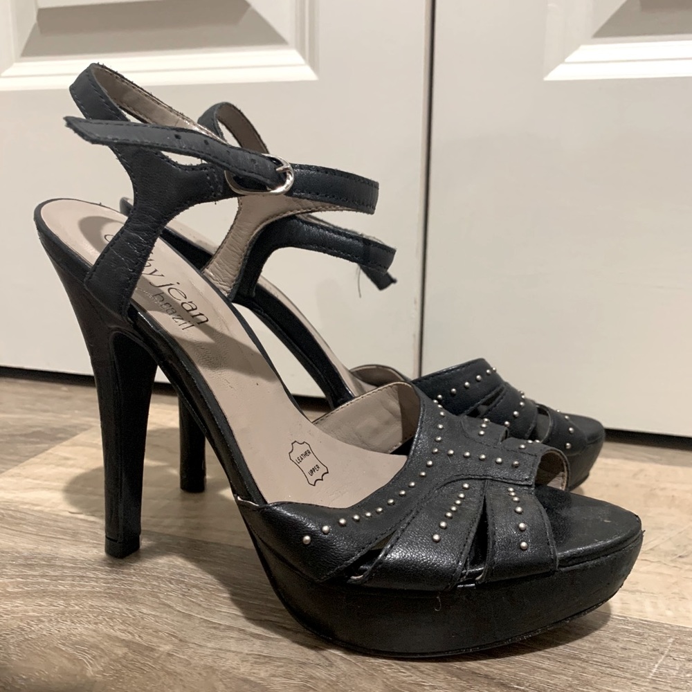 Cathy Jean black strappy heels